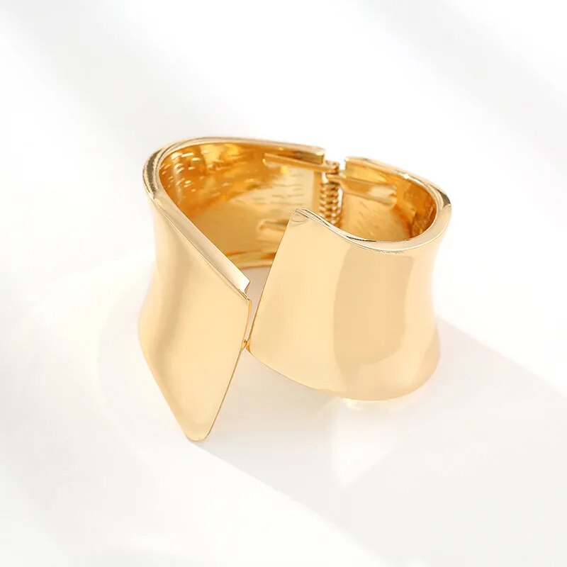 Luxury Symmetrical Gold Plated Luxury Wide Statement Bangle