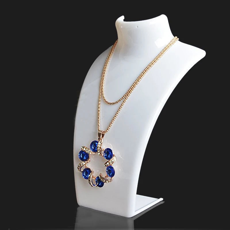 Three Colors 20*13.5*6cm Mannequin Necklace Display Stand