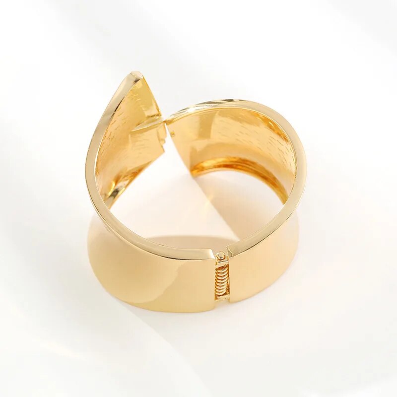 Luxury Symmetrical Gold Plated Luxury Wide Statement Bangle