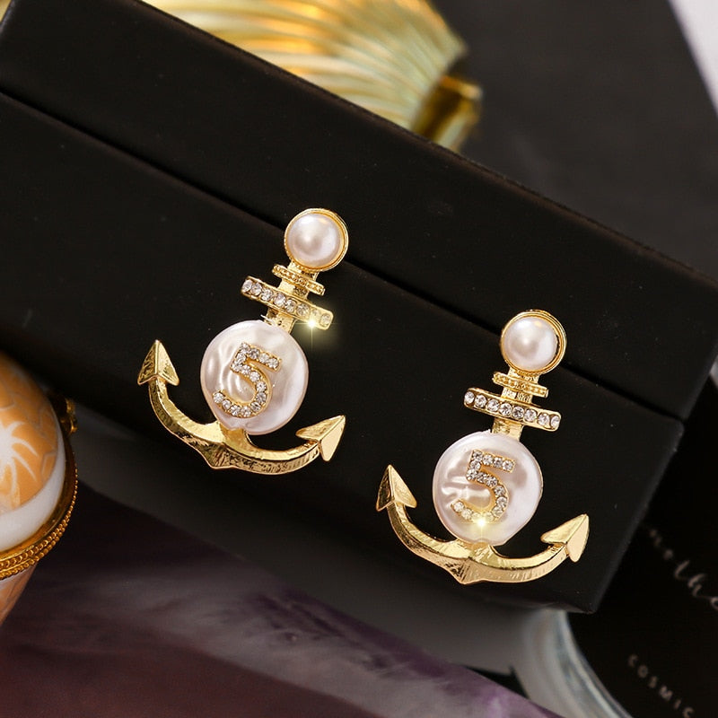 Luxury Cubic Zirconia and pearl Earrings