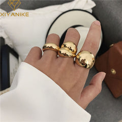 Elegant French Gold Geometric Finger Rings