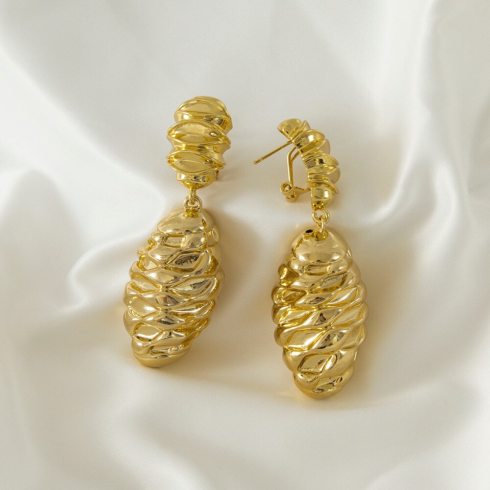 Pine Cone Shaped Exquisite Women Earring