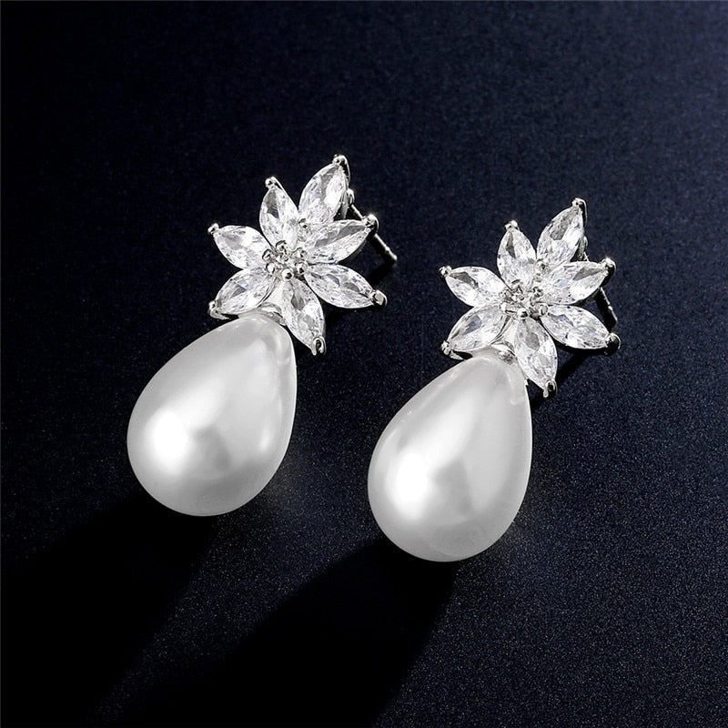 Luxury Pearl Stud AAA Cubic Zirconia Leaf Flower Earrings