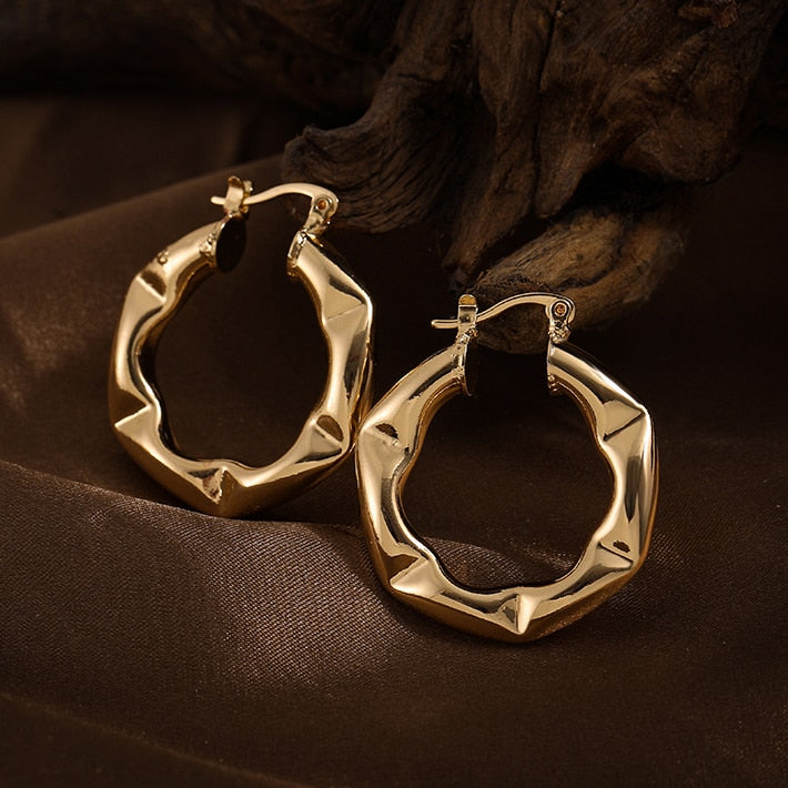 Geometric Hoop Texture Twisted Chunky Earring