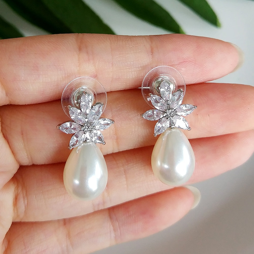 Luxury Pearl Stud AAA Cubic Zirconia Leaf Flower Earrings